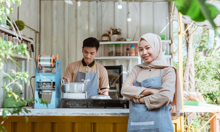 Bisnis Kecil Omzet Ratusan Juta